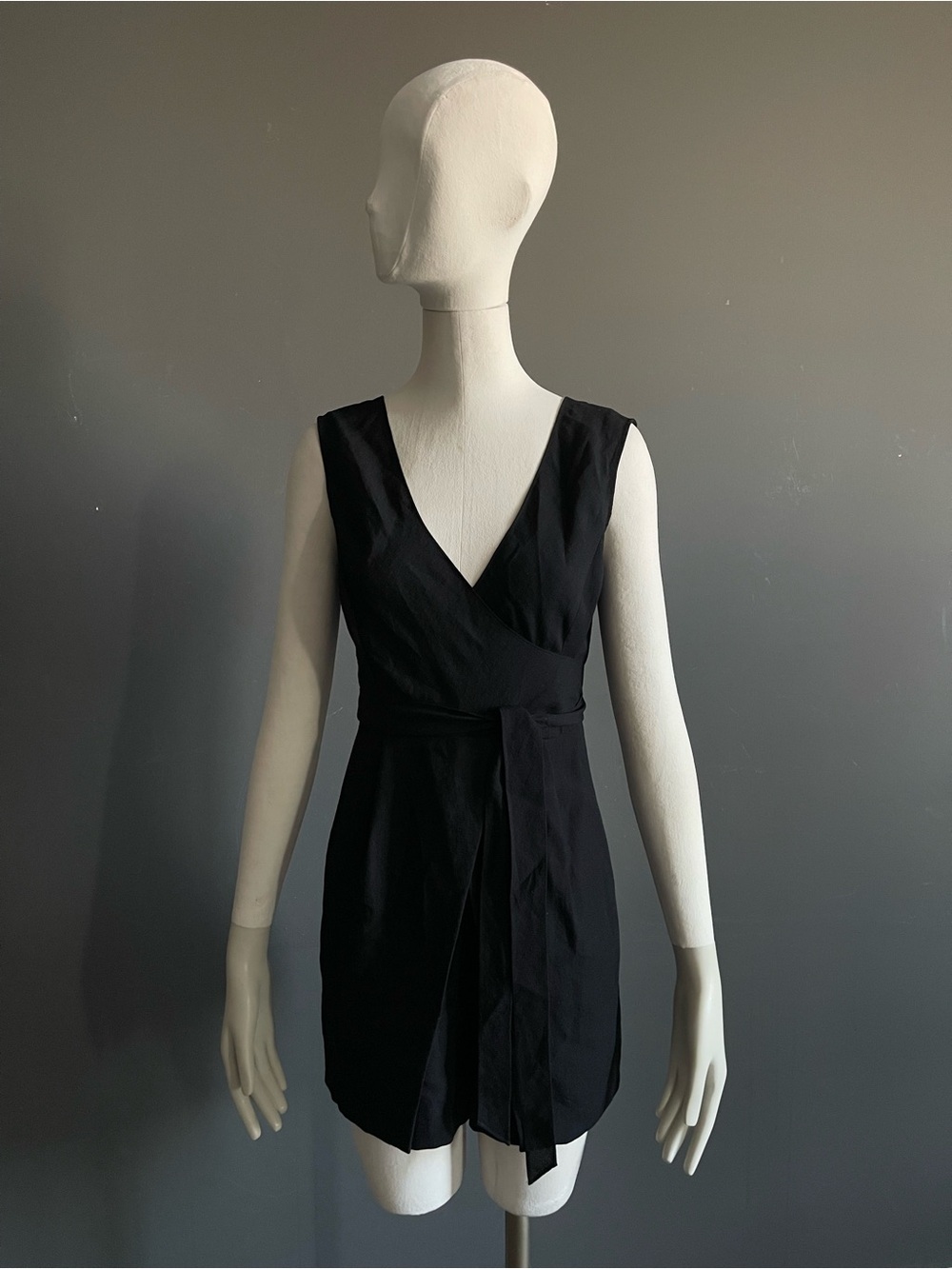 Tracy Reese Black Faux Wrap Belted Romper Skort Playsuit Minimalist Size Small